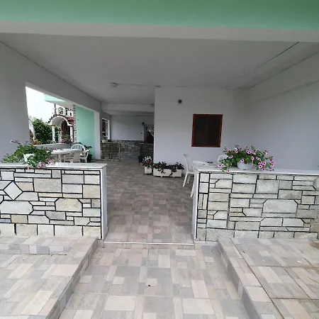 Alexias * باراليا ديونيسيو