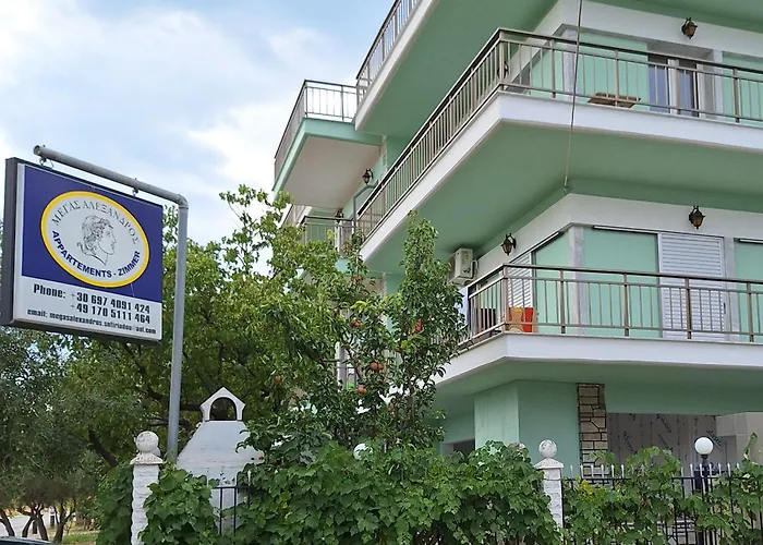 Apartment Alexias Paralia Dionisiou